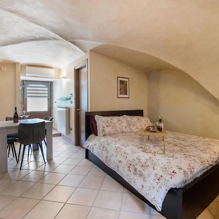 Le Volte Apartman Pisogne Szoba fotó